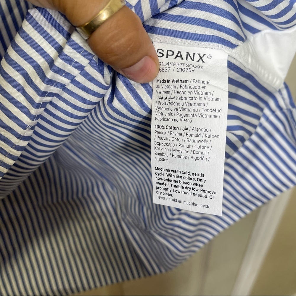 SPANX® Poplin Tuxedo Shirt Navy White Stripe Sz M - Picture 2 of 5